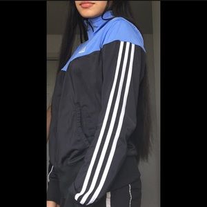 Adidas sweater